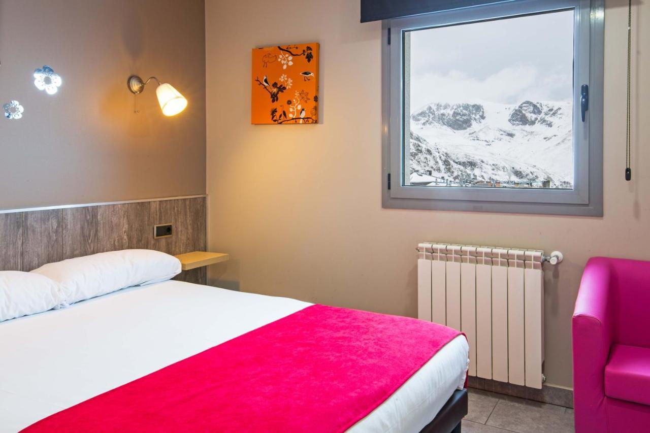 باس دي لا كاسا Aparthotel Les Olimpiades المظهر الخارجي الصورة
